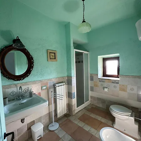 Borgo Tignano 아파트 *