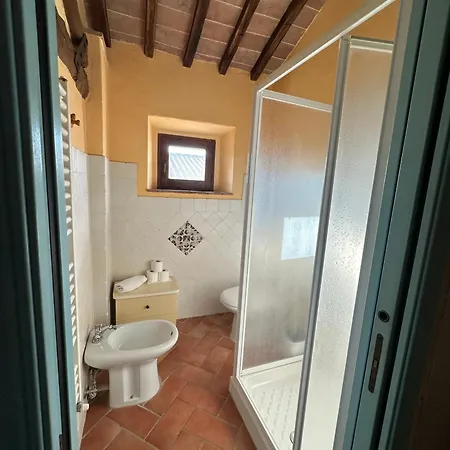Borgo Tignano 아파트