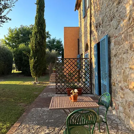 Borgo Tignano 아파트 *