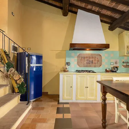 Borgo Tignano Casole dʼElsa