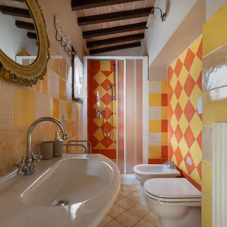 Borgo Tignano Casole dʼElsa